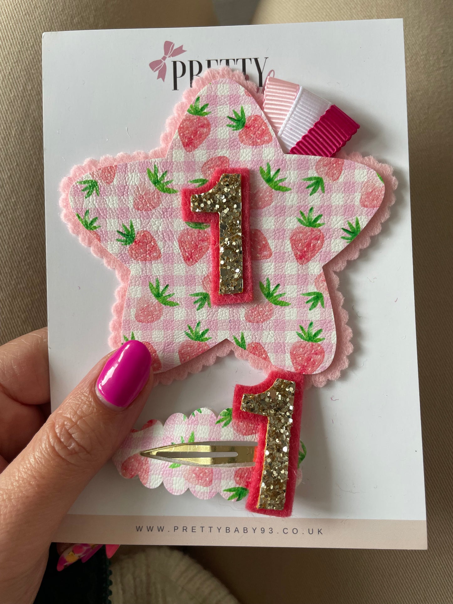 Strawberry star badge