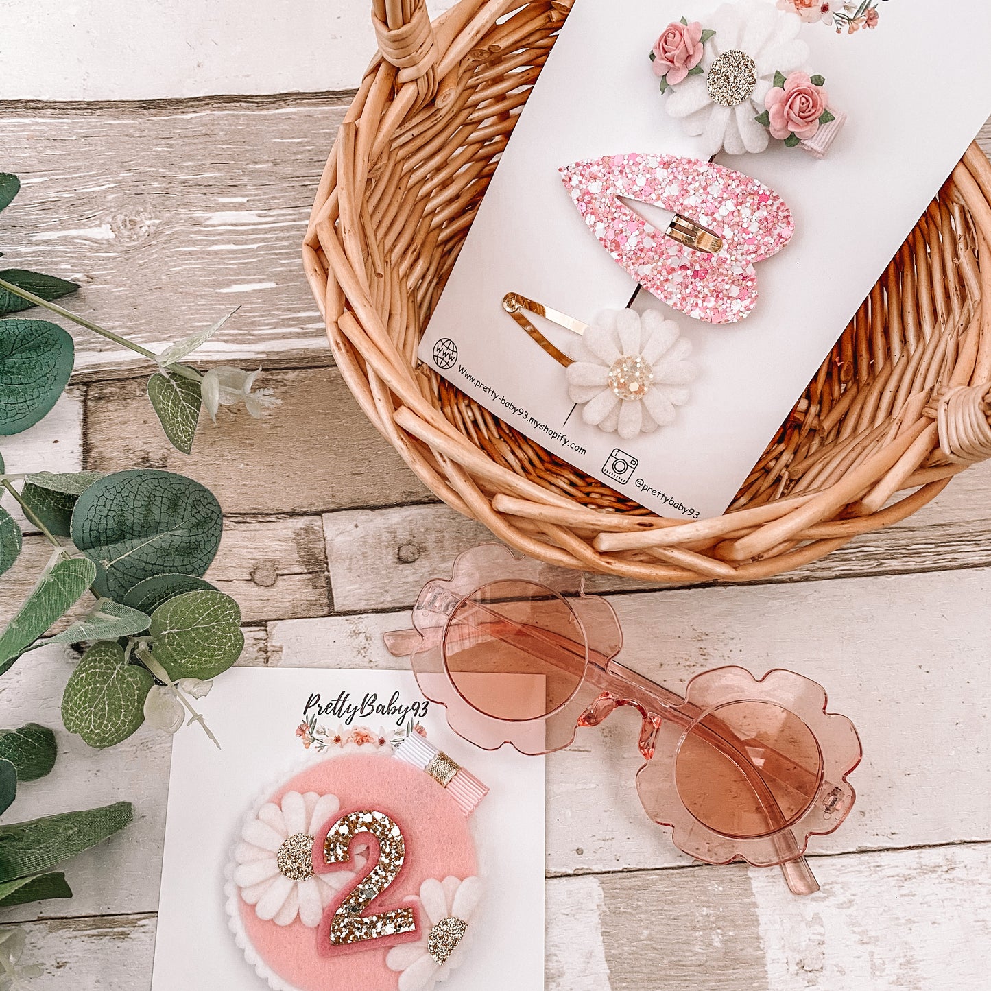 Daisy Birthday Badge