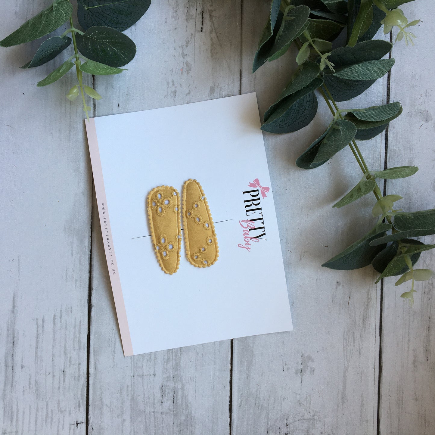 Mirabelle fabric snap clip