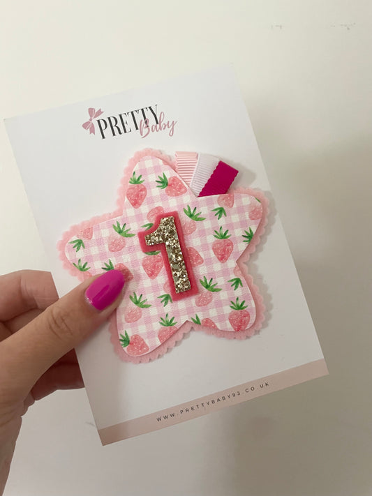 Strawberry star badge