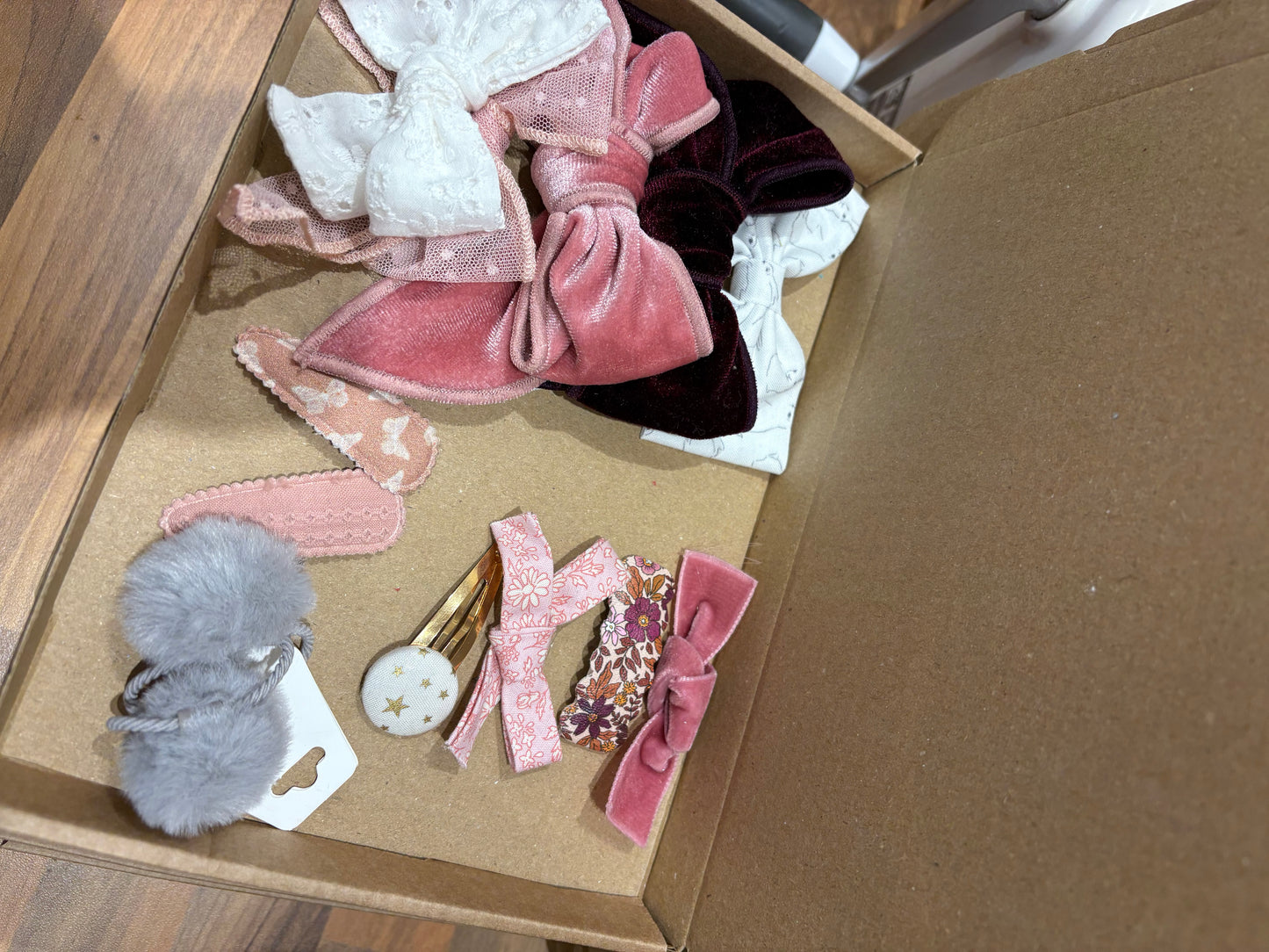 Clearance £10 boxes