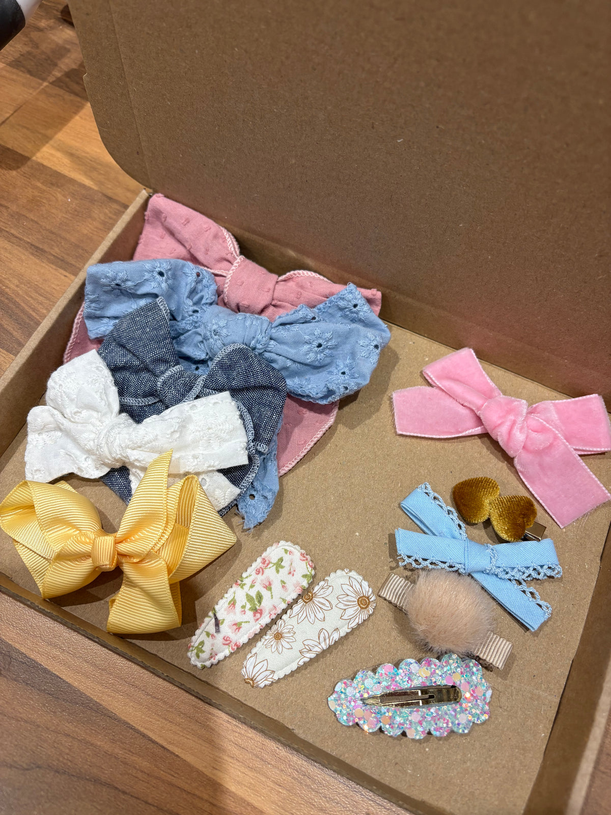 Clearance £10 boxes