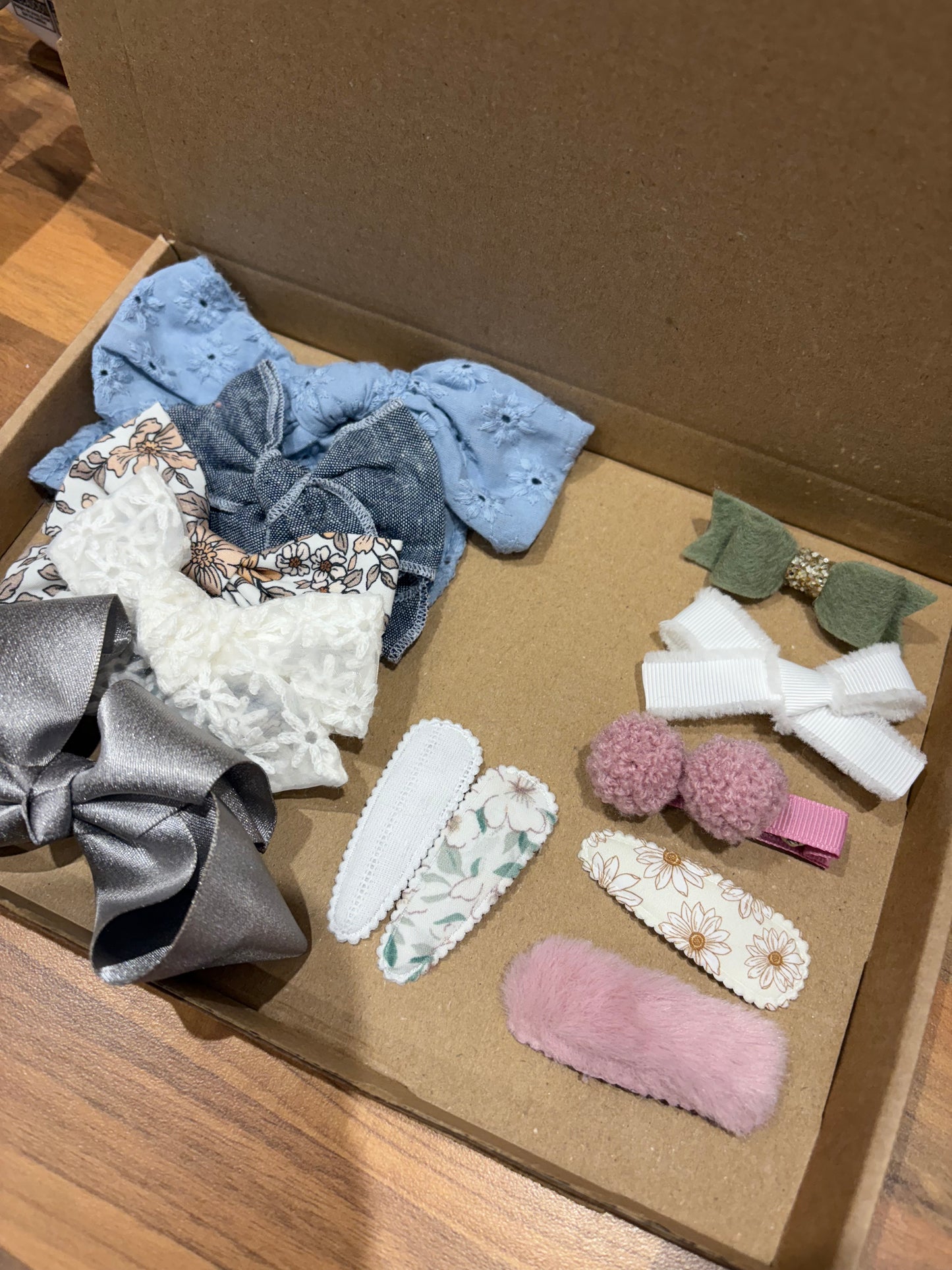 Clearance £10 boxes
