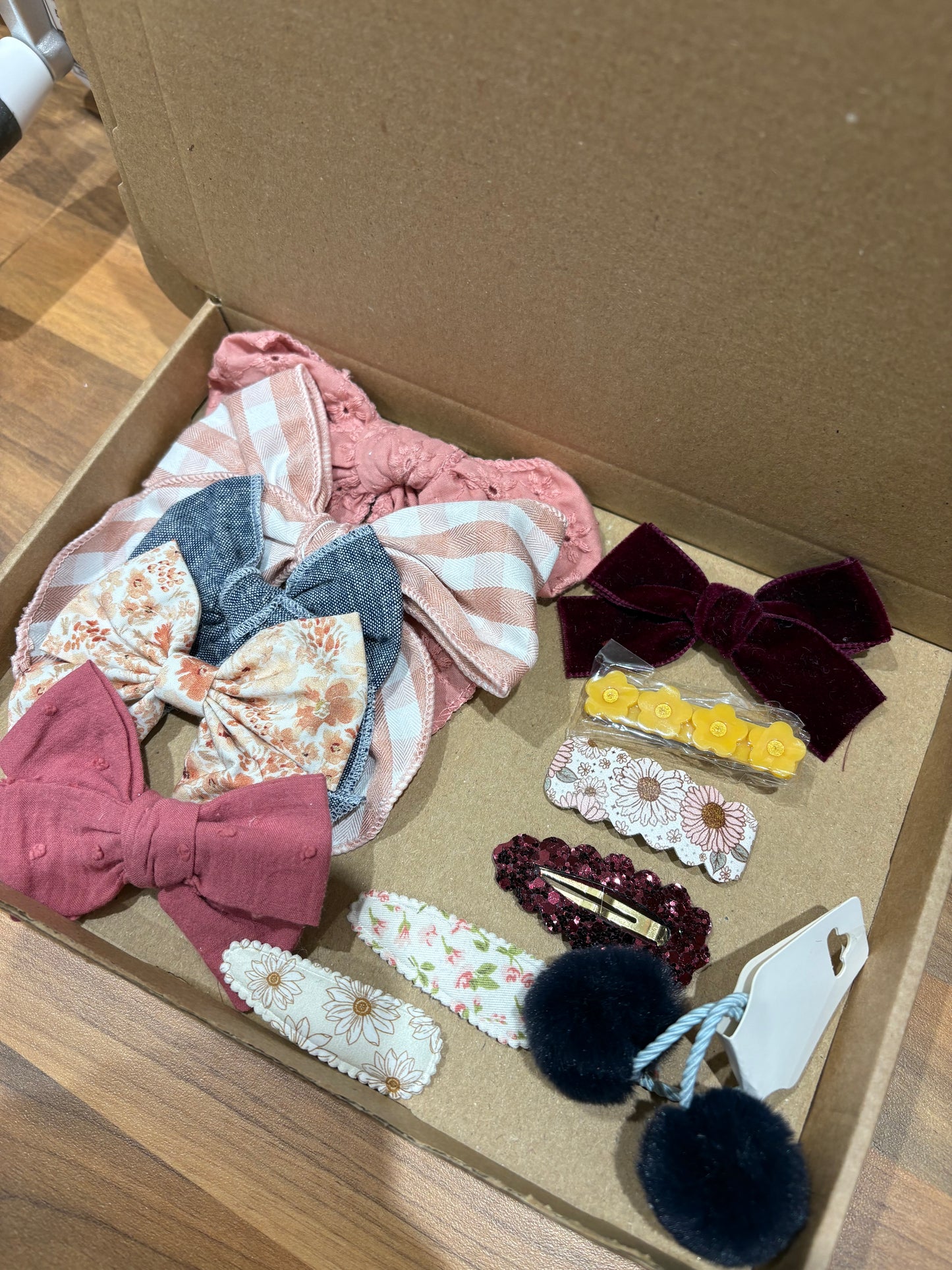 Clearance £10 boxes