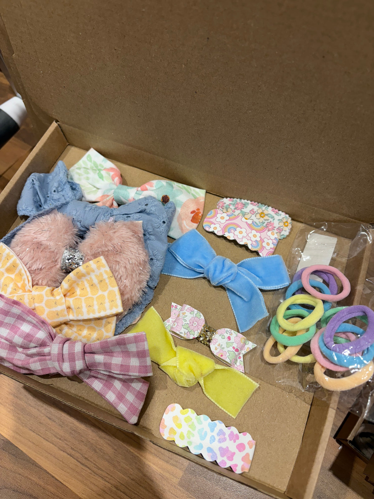 Clearance £10 boxes