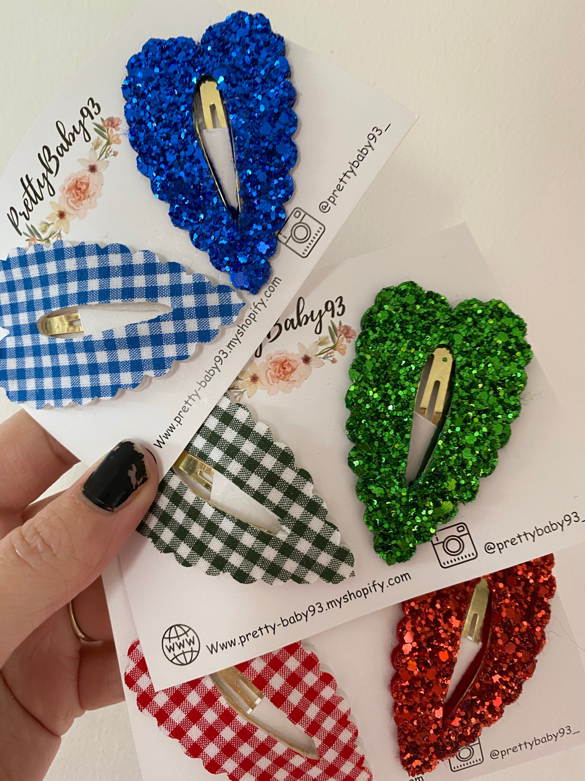 Gingham/ glitter scallop heart school snaps (6535959969857)